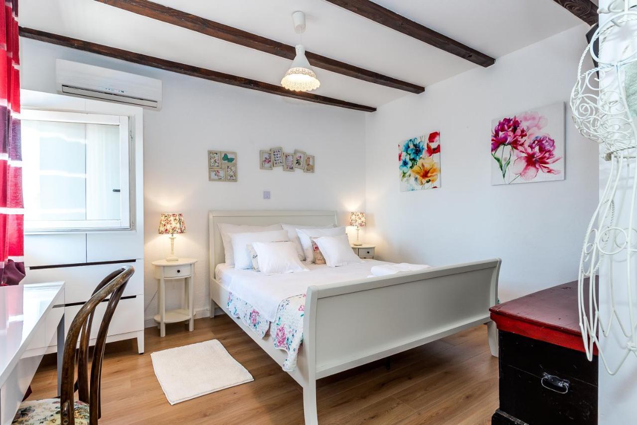 Holiday Home Rosko Skradin Extérieur photo