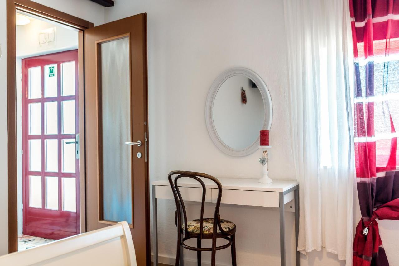 Holiday Home Rosko Skradin Extérieur photo