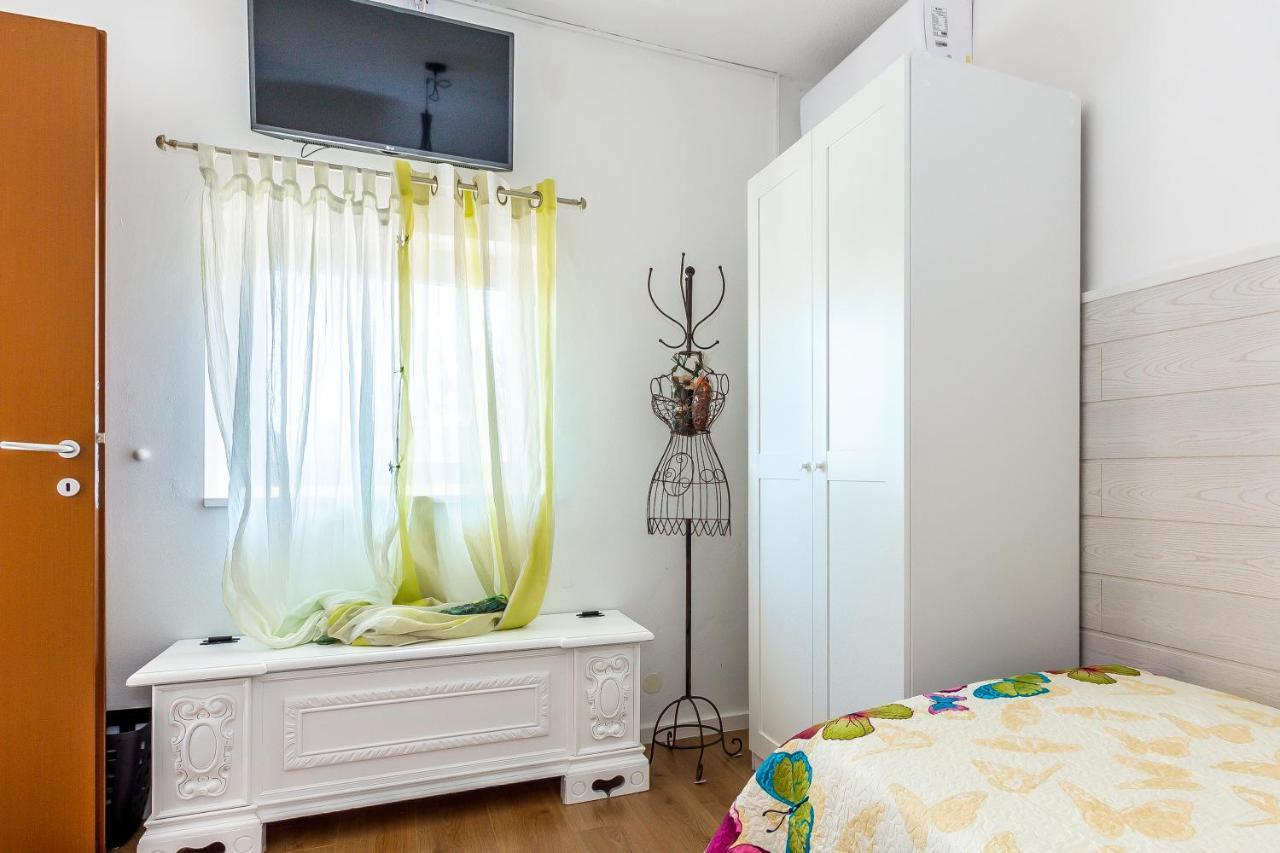 Holiday Home Rosko Skradin Extérieur photo