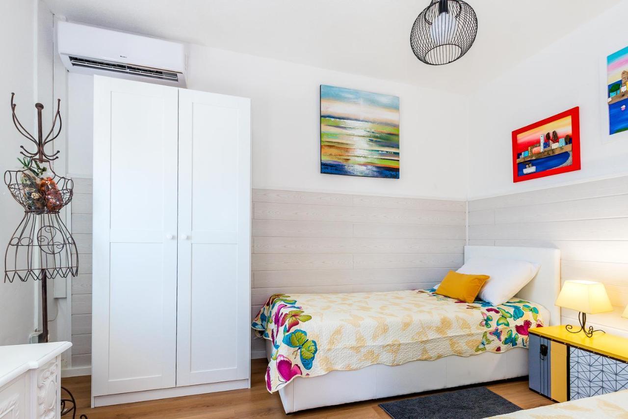 Holiday Home Rosko Skradin Extérieur photo