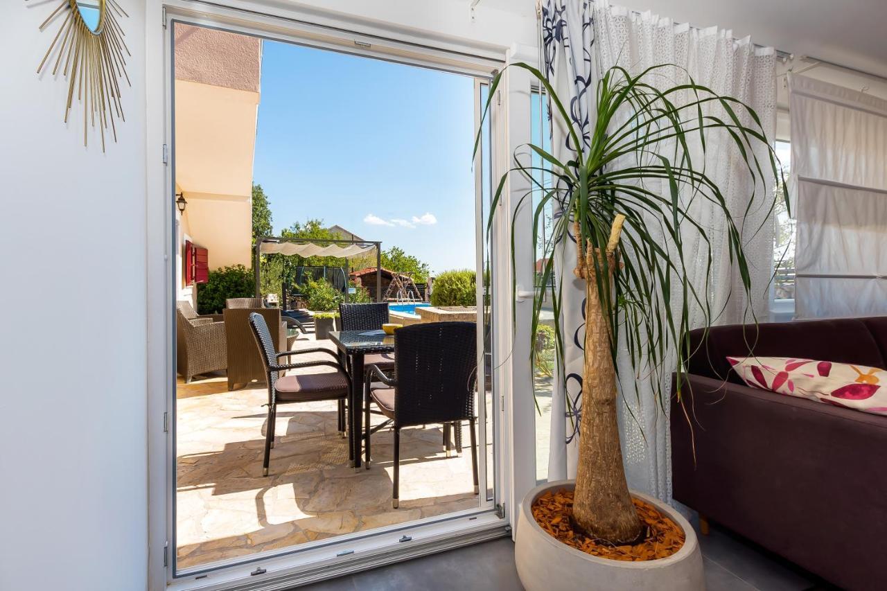 Holiday Home Rosko Skradin Extérieur photo